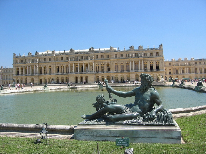 054 Versailles gardens.jpg